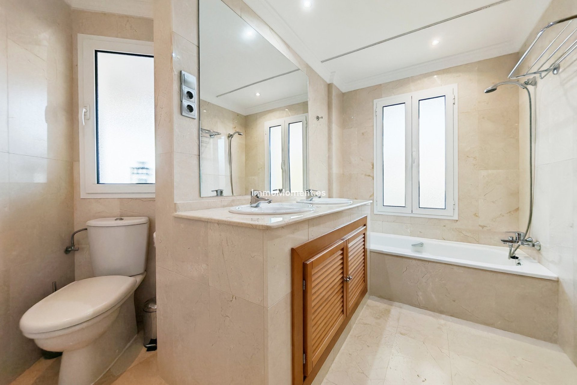 Wiederverkauf - Wohnung - Marbella - Nueva Andalucía