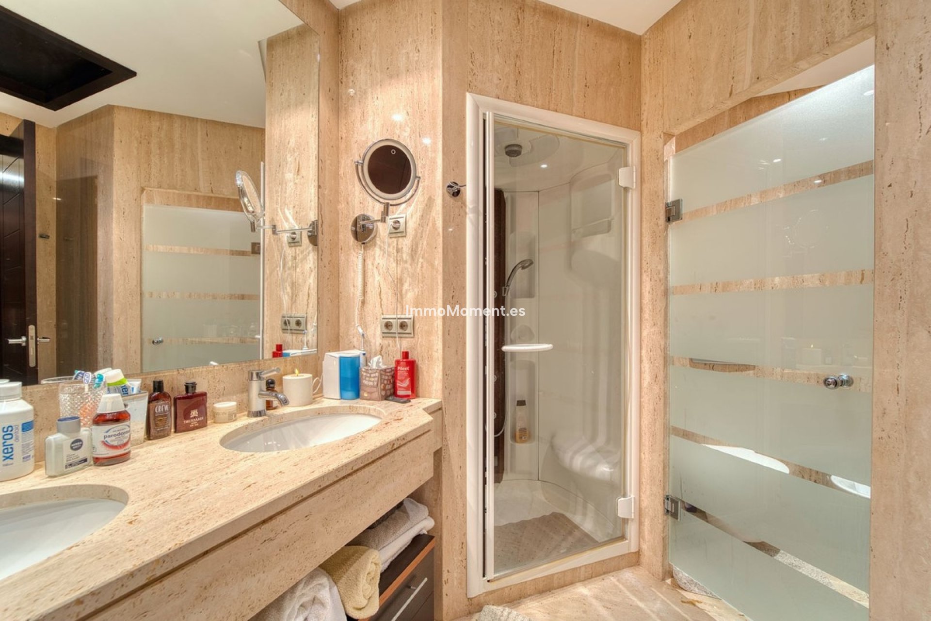 Wiederverkauf - Wohnung - Marbella - Nueva Andalucía