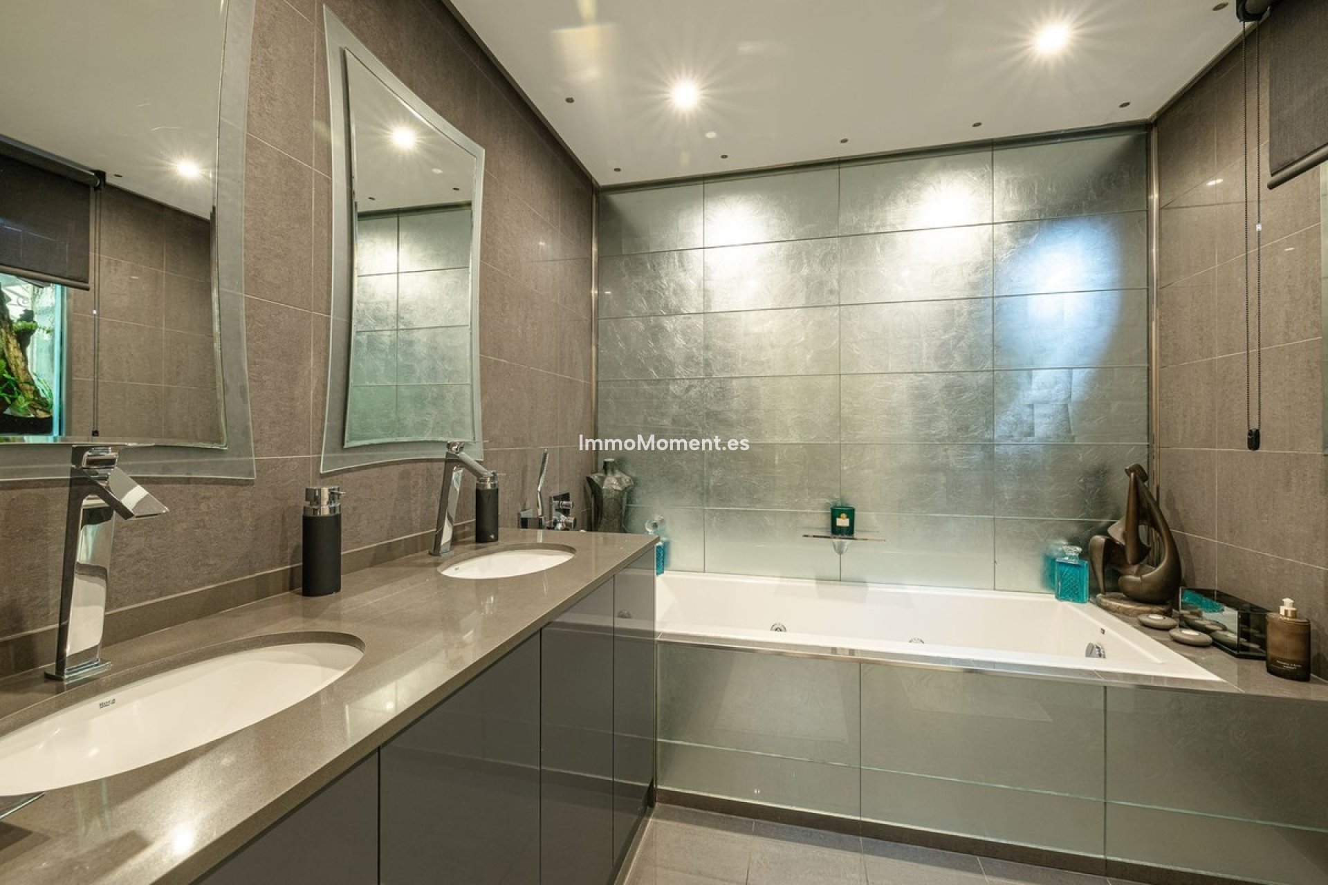 Wiederverkauf - Wohnung - Marbella - Nueva Andalucía