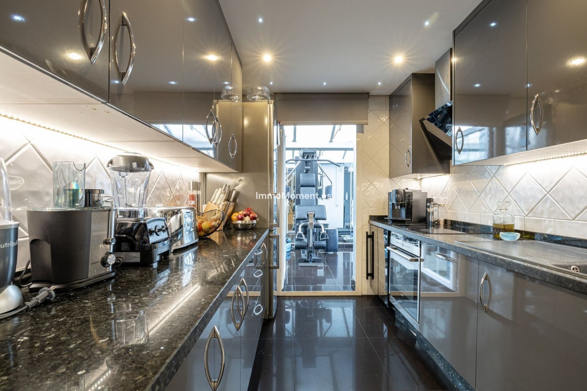 Wiederverkauf - Wohnung - Marbella - Nueva Andalucía