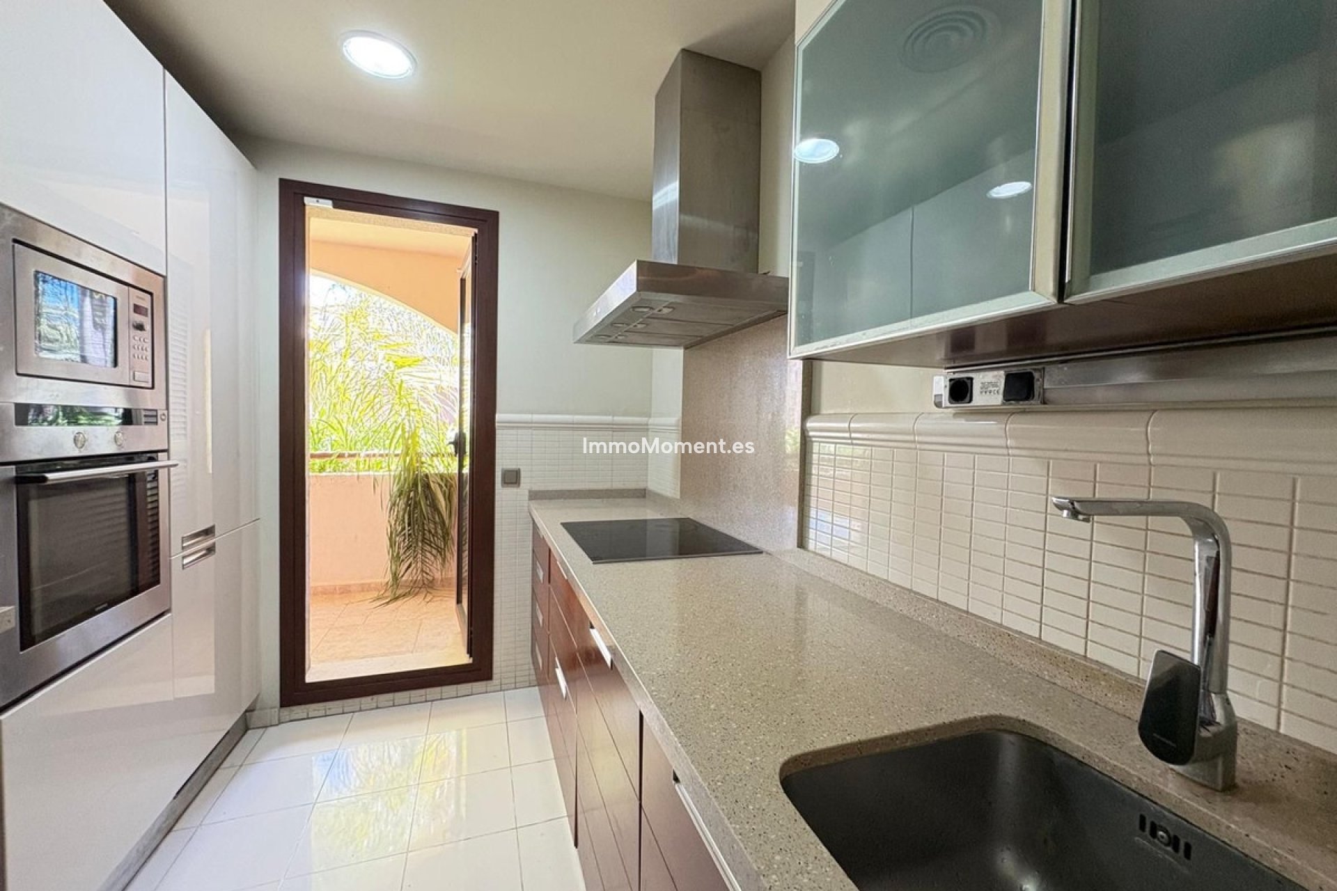 Wiederverkauf - Wohnung - Marbella - Nueva Andalucía