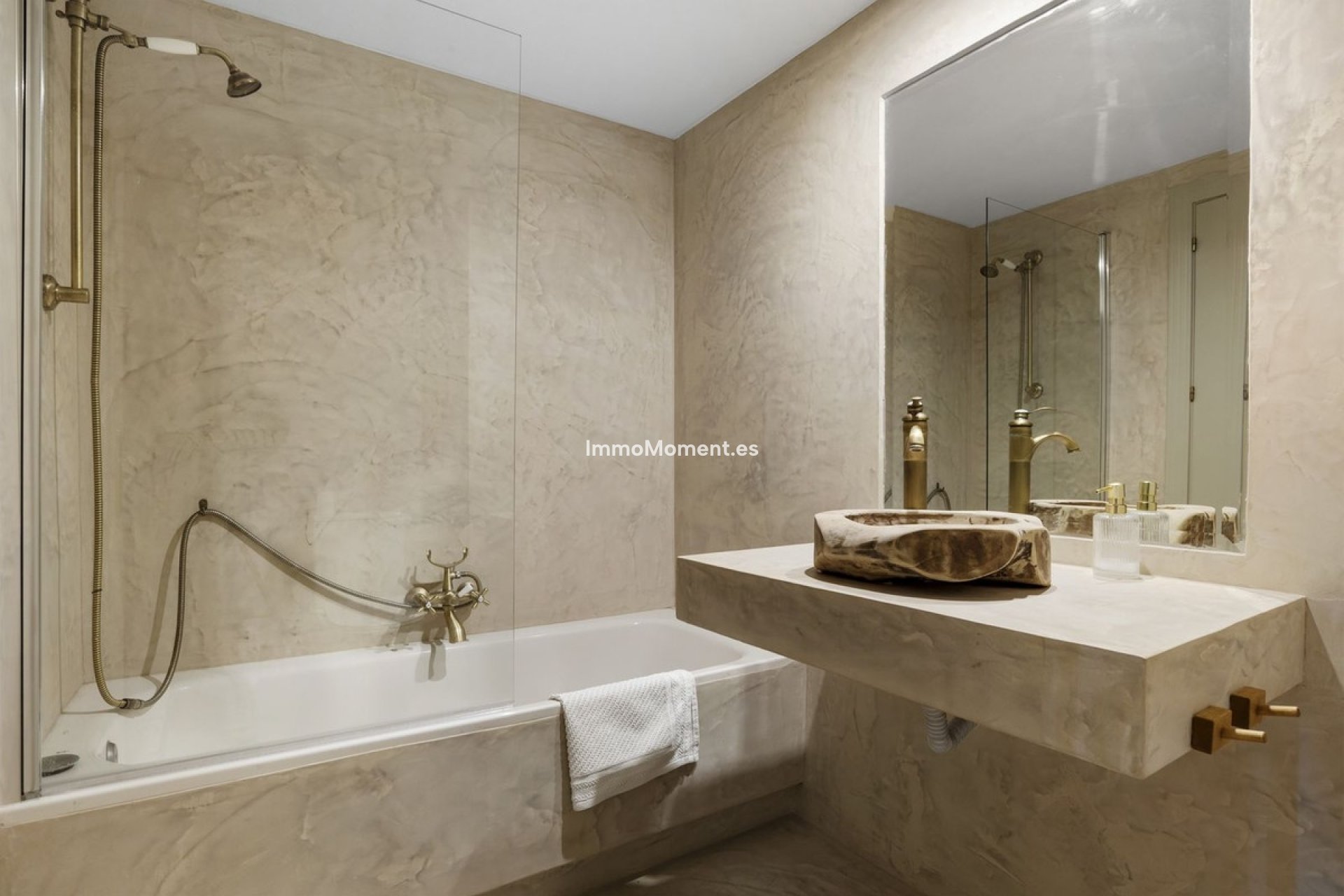 Wiederverkauf - Wohnung - Marbella - Nueva Andalucía