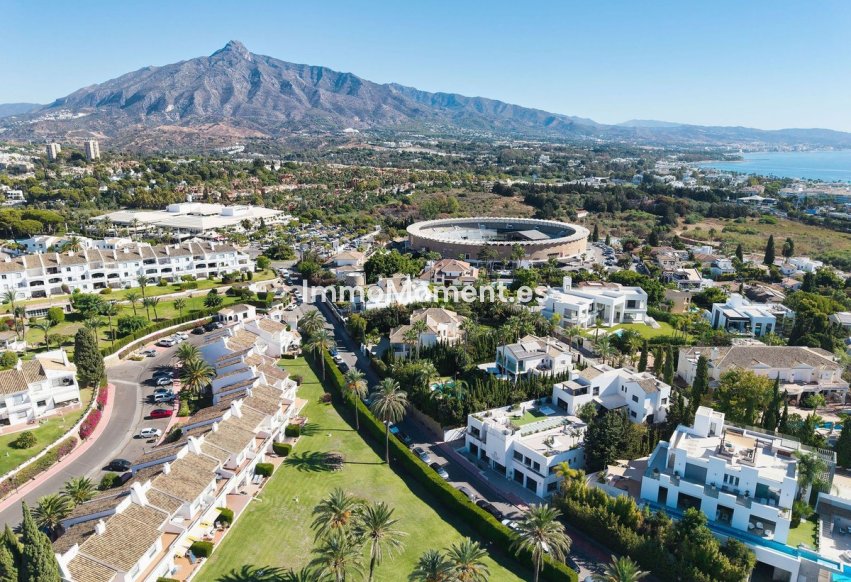 Wiederverkauf - Wohnung - Marbella - Nueva Andalucía