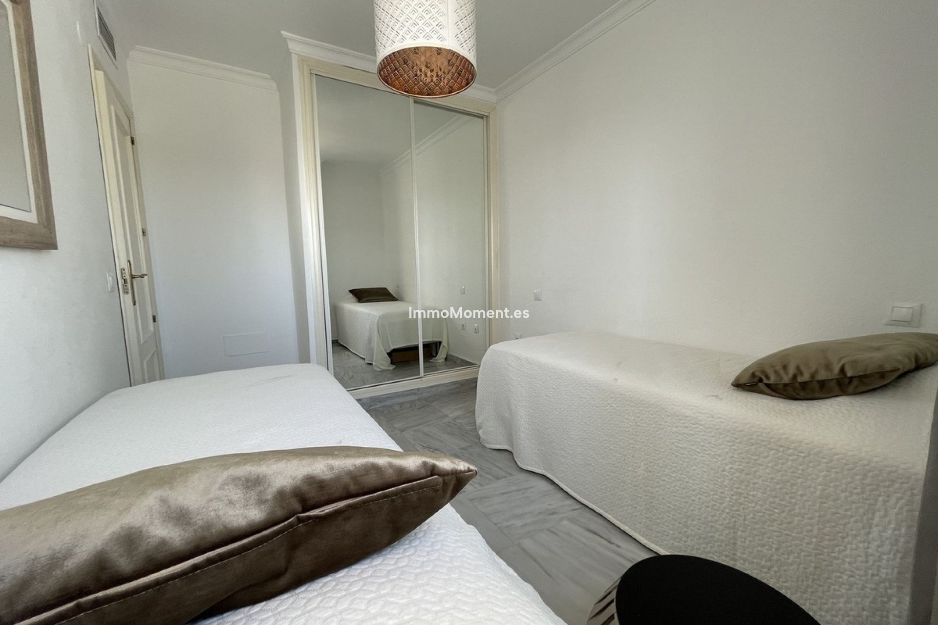 Wiederverkauf - Wohnung - Marbella - Nueva Andalucía