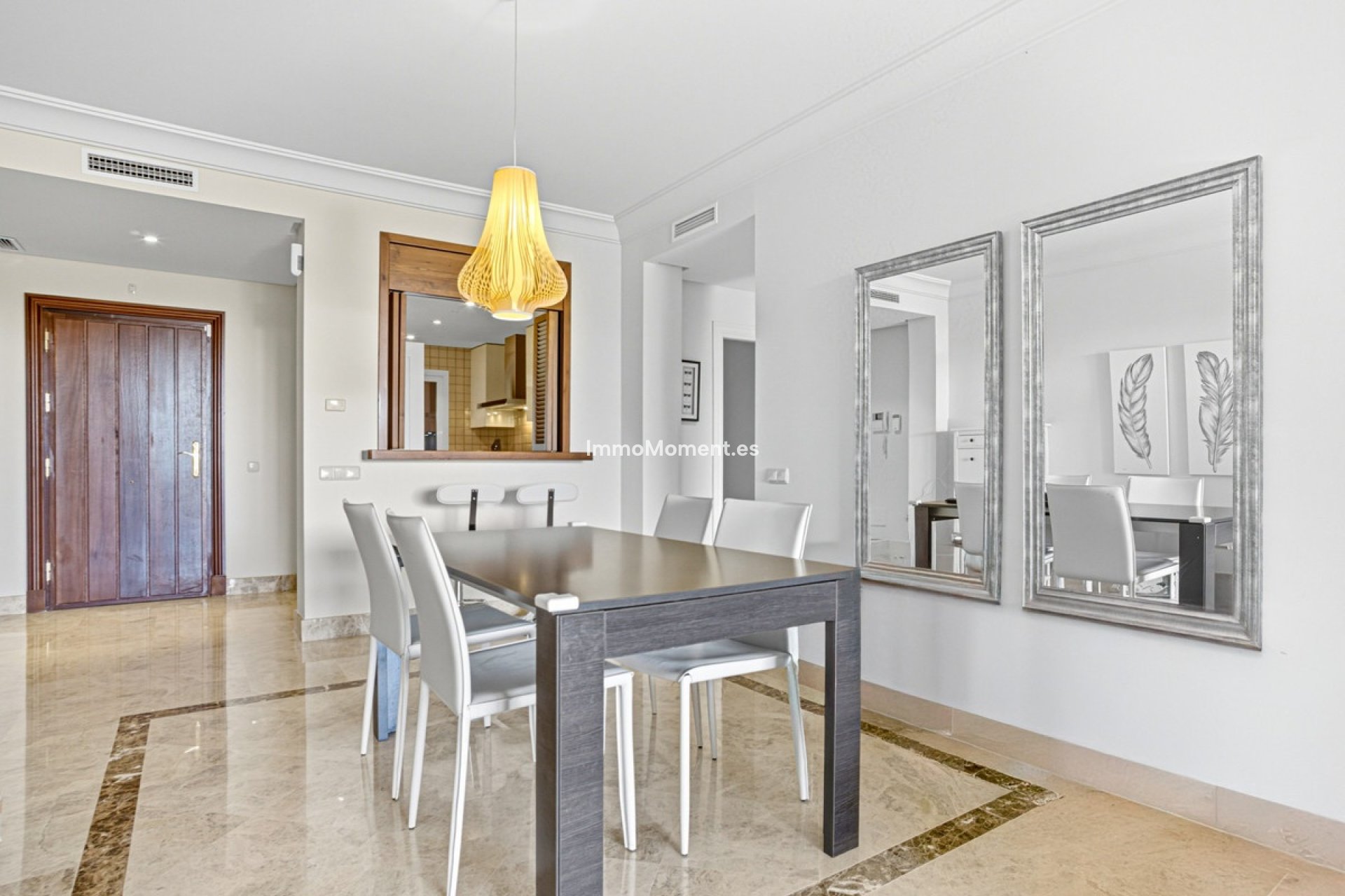 Wiederverkauf - Wohnung - Marbella - Nueva Andalucía