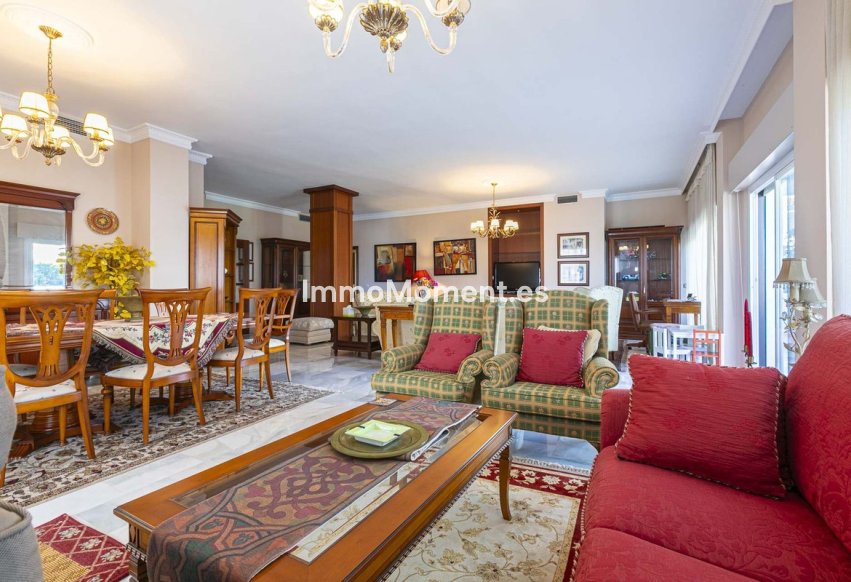 Wiederverkauf - Wohnung - Marbella - Nueva Andalucía