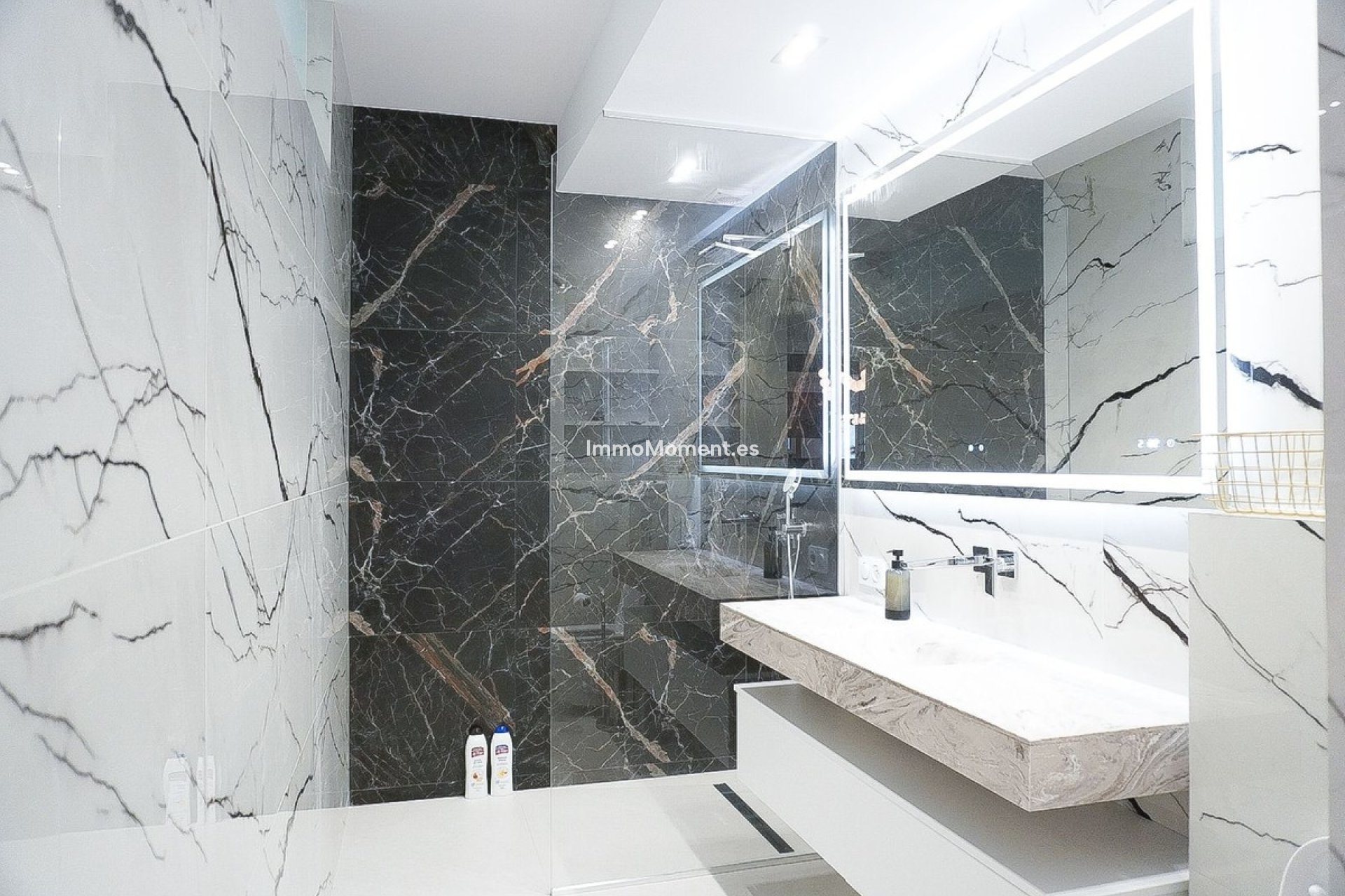 Wiederverkauf - Wohnung - Marbella - Nueva Andalucía