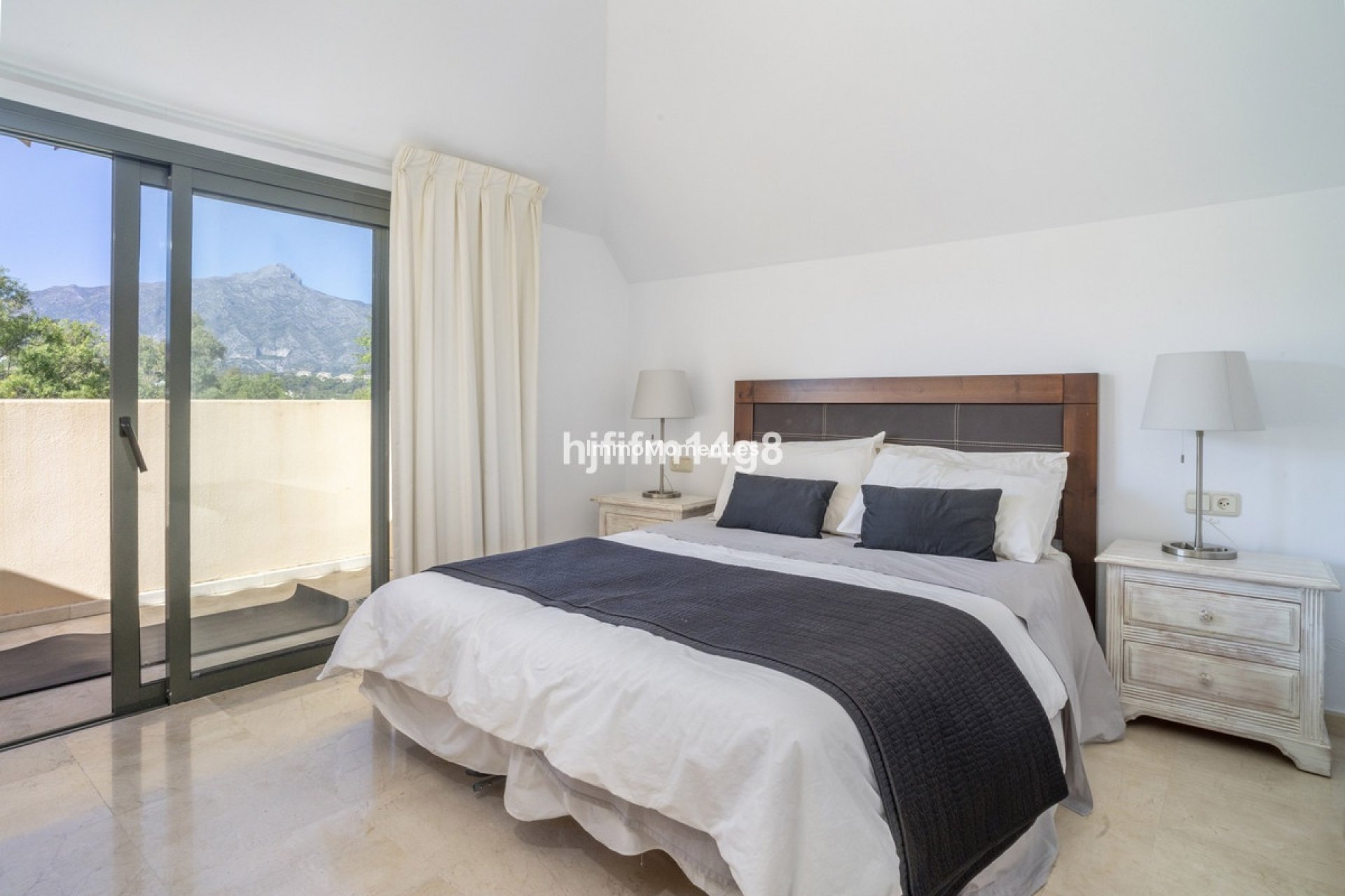 Wiederverkauf - Wohnung - Marbella - Nueva Andalucía
