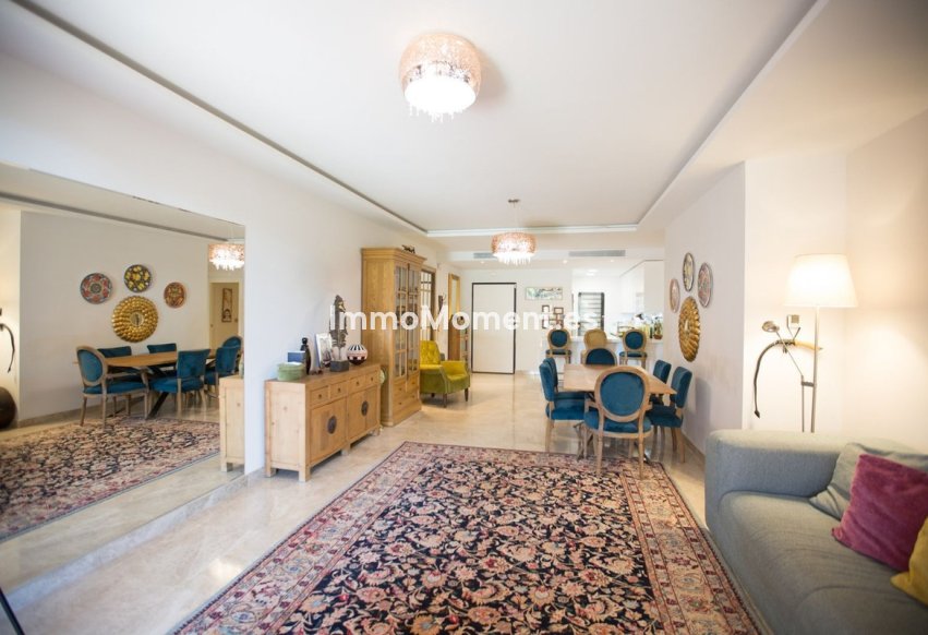 Wiederverkauf - Wohnung - Marbella - Nueva Andalucía