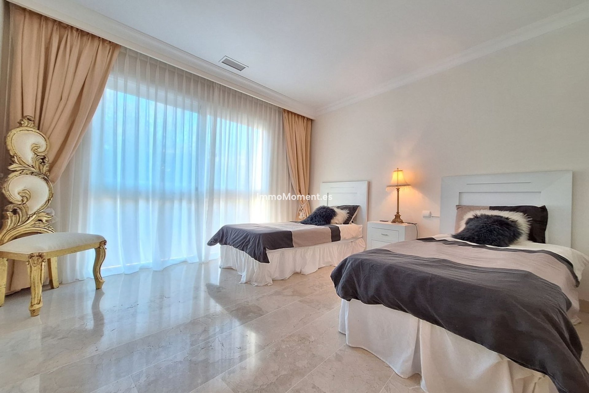 Wiederverkauf - Wohnung - Marbella - Nueva Andalucía