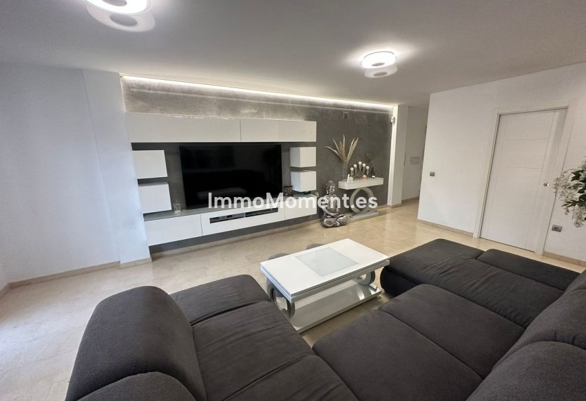 Wiederverkauf - Wohnung - Marbella - Nueva Andalucía