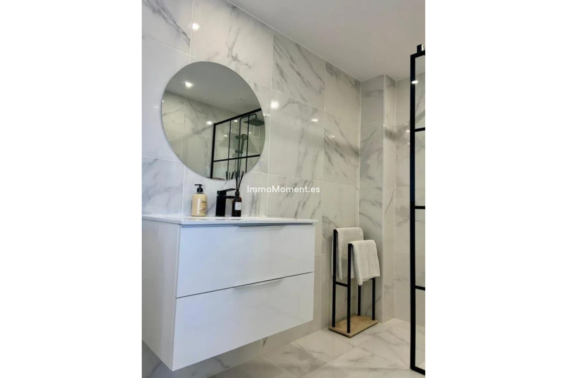 Wiederverkauf - Wohnung - Marbella - Nueva Andalucía