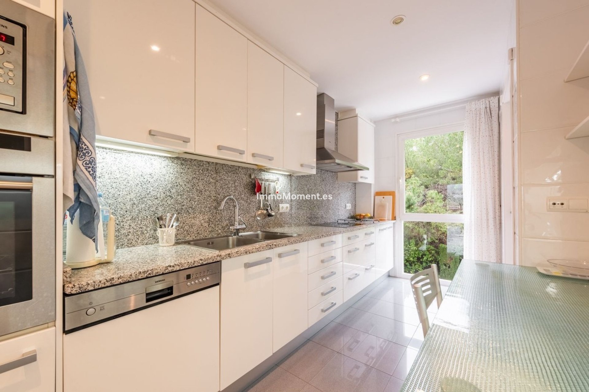 Wiederverkauf - Wohnung - Marbella - Nueva Andalucía