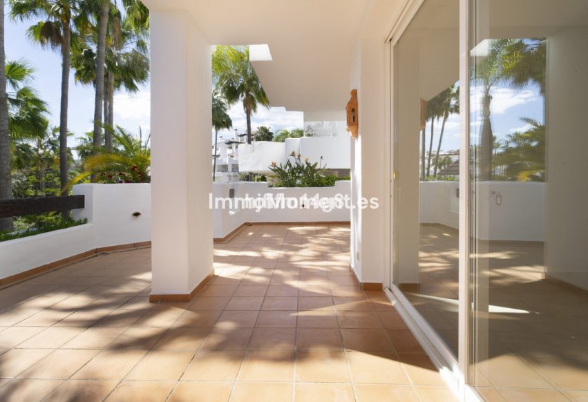Wiederverkauf - Wohnung - Marbella - Nueva Andalucía