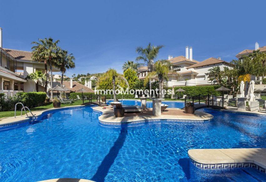 Wiederverkauf - Wohnung - Marbella - Nueva Andalucía