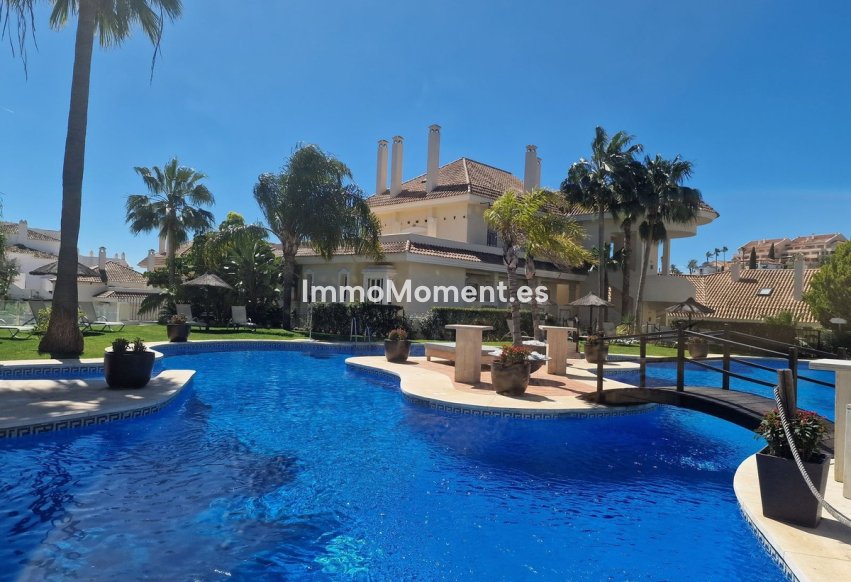 Wiederverkauf - Wohnung - Marbella - Nueva Andalucía