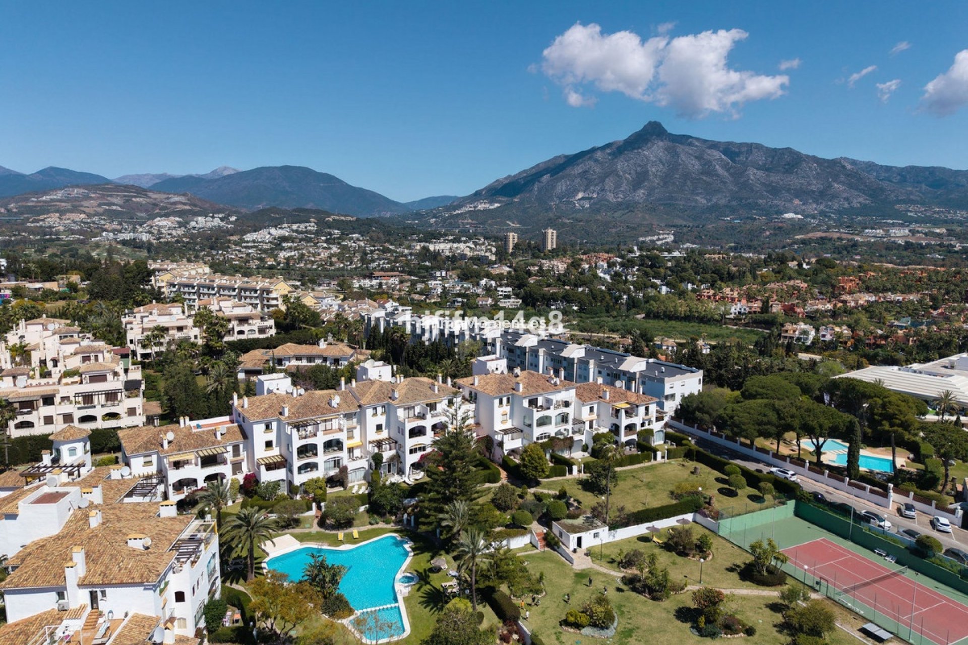 Wiederverkauf - Wohnung - Marbella - Nueva Andalucía