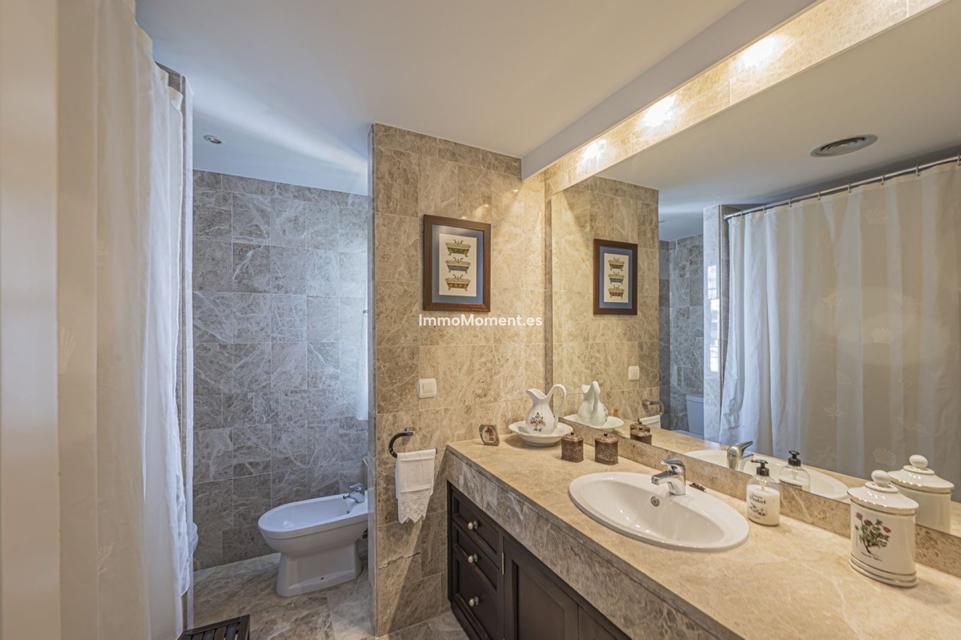 Wiederverkauf - Wohnung - Marbella - Nueva Andalucía
