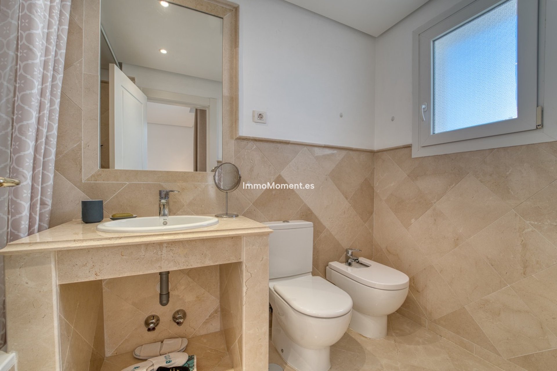 Wiederverkauf - Wohnung - Marbella - Nueva Andalucía