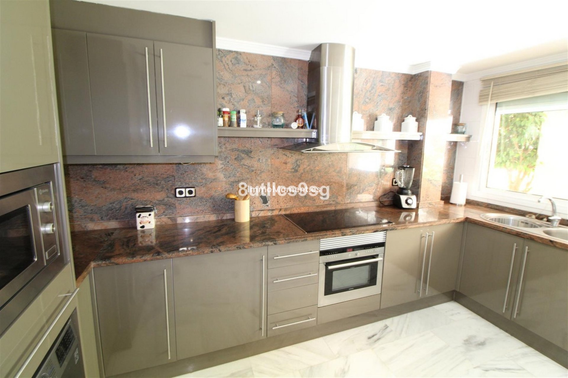 Wiederverkauf - Wohnung - Marbella - Nueva Andalucía