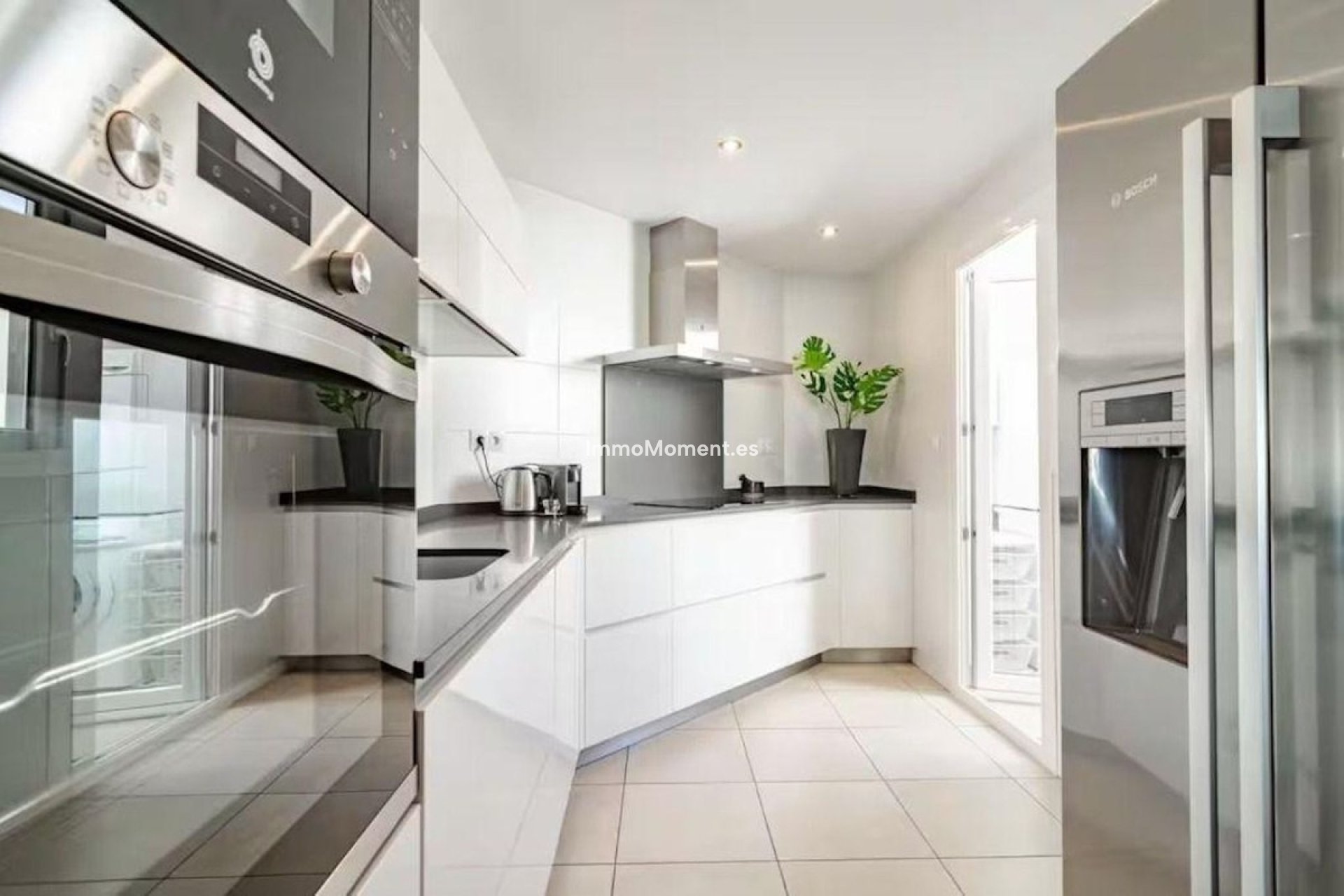 Wiederverkauf - Wohnung - Marbella - Nueva Andalucía