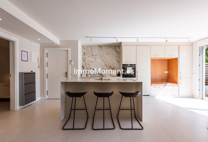 Wiederverkauf - Wohnung - Marbella - Nueva Andalucía