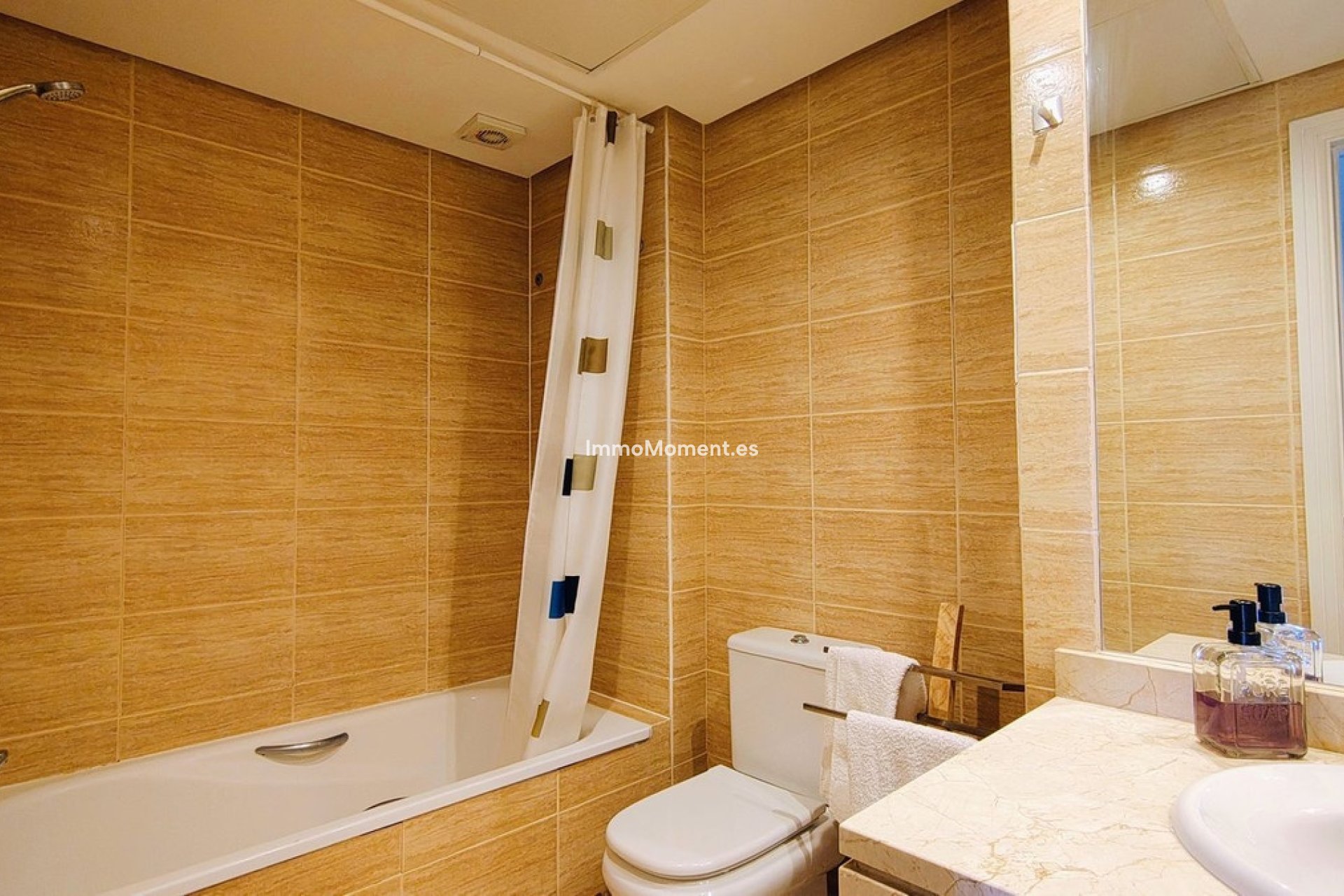 Wiederverkauf - Wohnung - Marbella - Nueva Andalucía