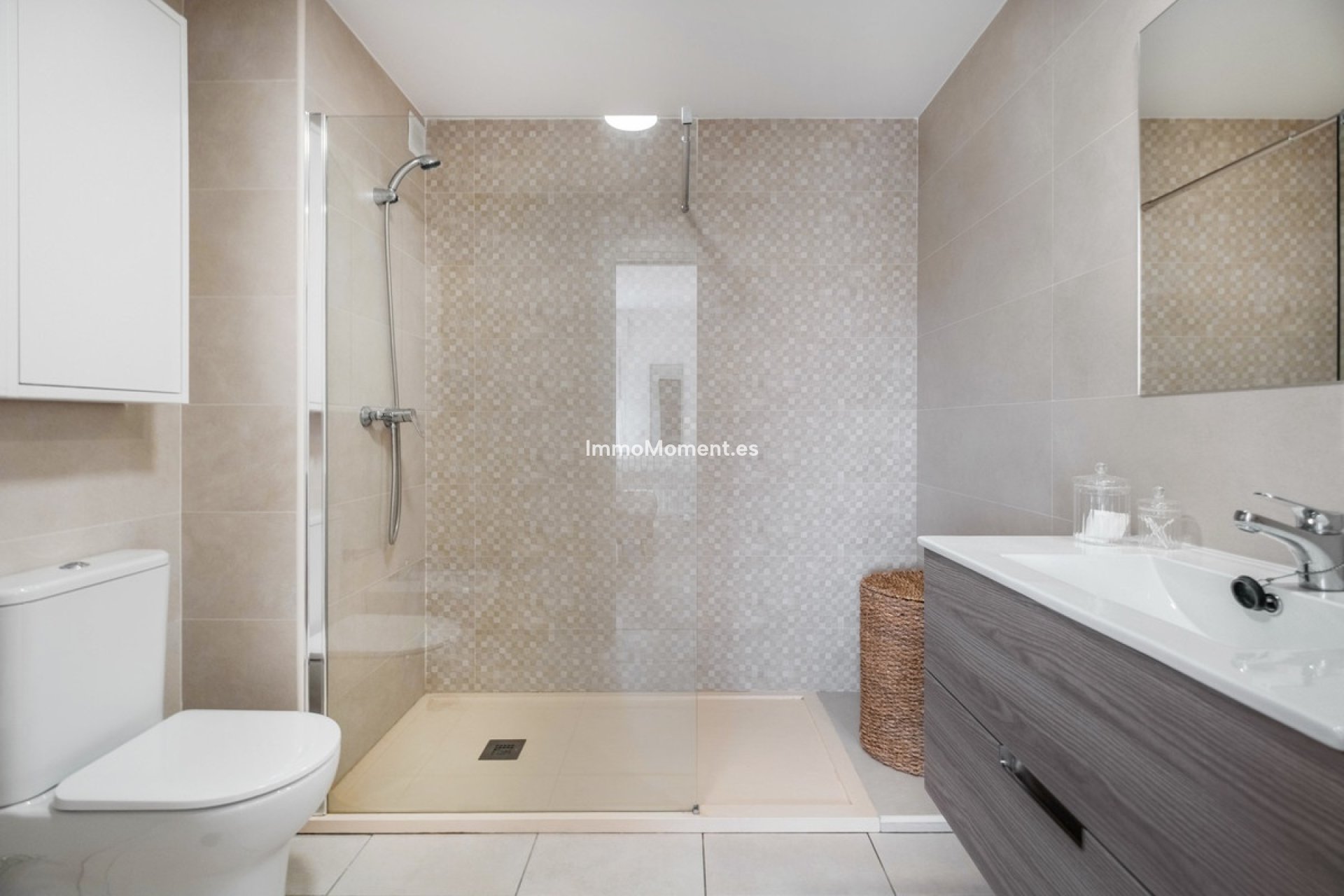 Wiederverkauf - Wohnung - Marbella - Nueva Andalucía