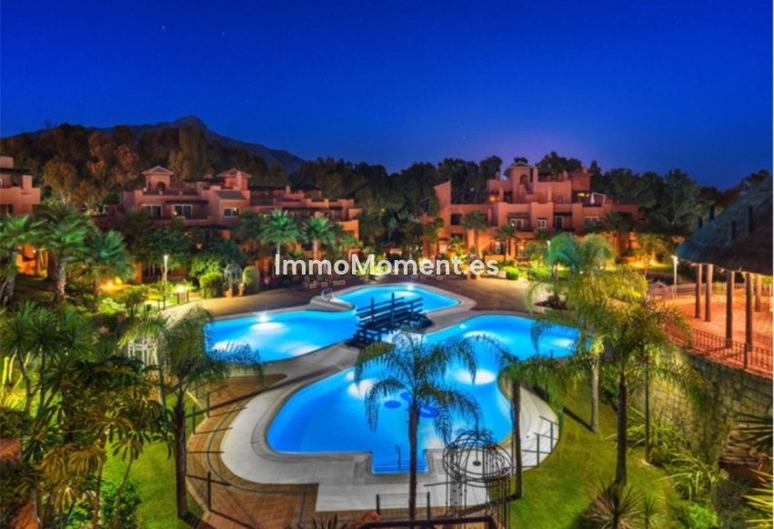 Wiederverkauf - Wohnung - Marbella - Nueva Andalucía