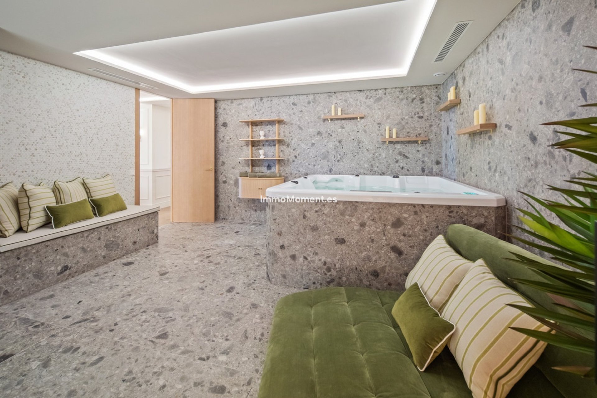 Wiederverkauf - Wohnung - Marbella - Nueva Andalucía