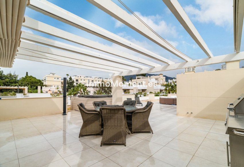 Wiederverkauf - Wohnung - Marbella - Nueva Andalucía