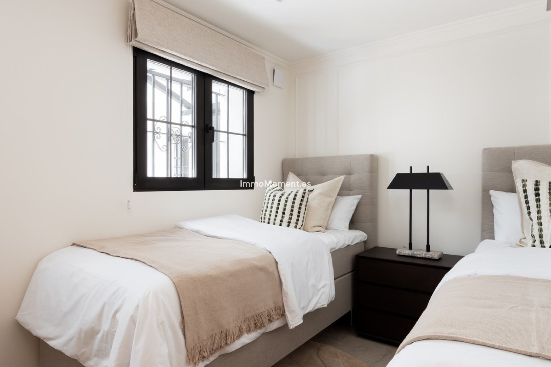 Wiederverkauf - Wohnung - Marbella - Nueva Andalucía