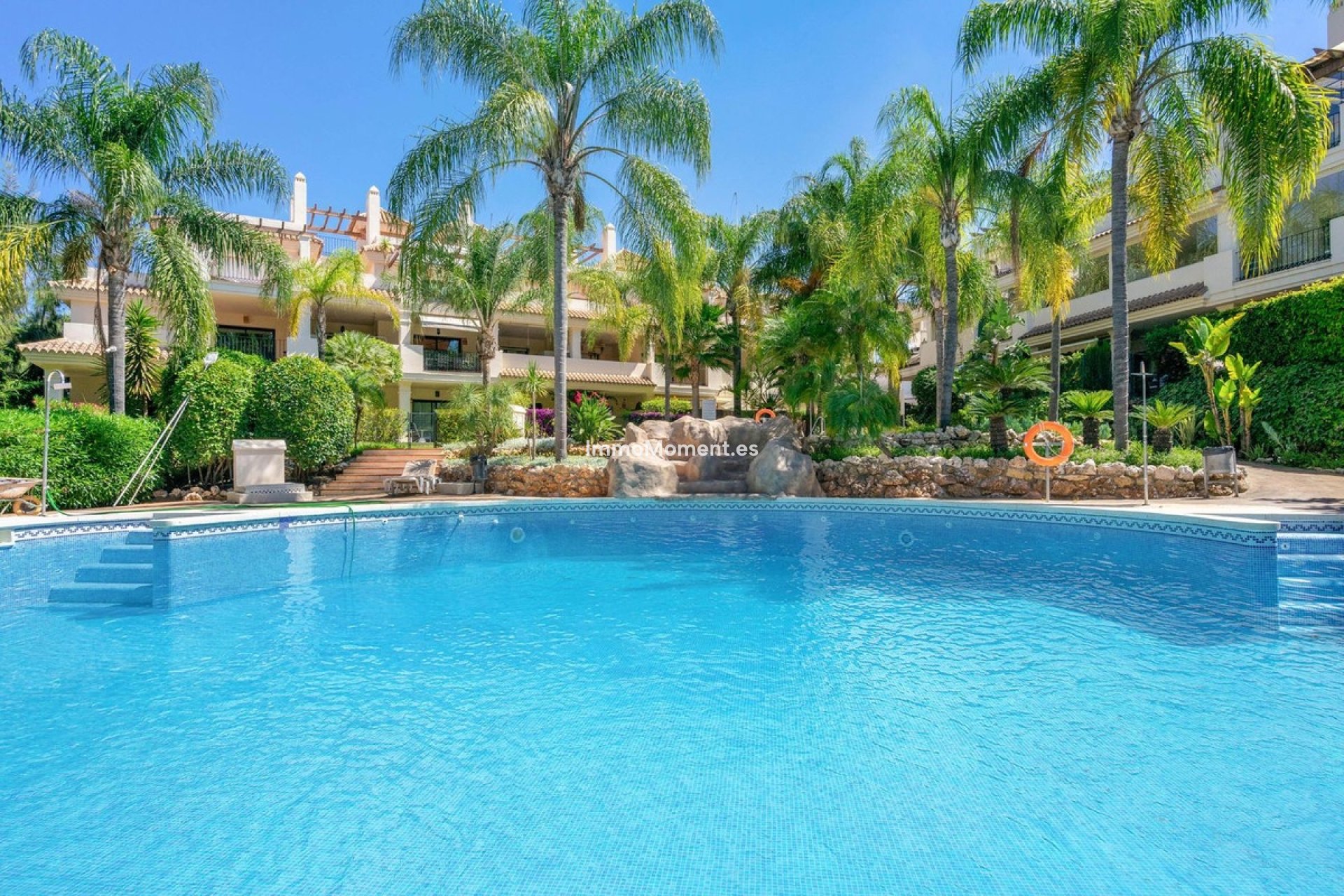 Wiederverkauf - Wohnung - Marbella - Nueva Andalucía