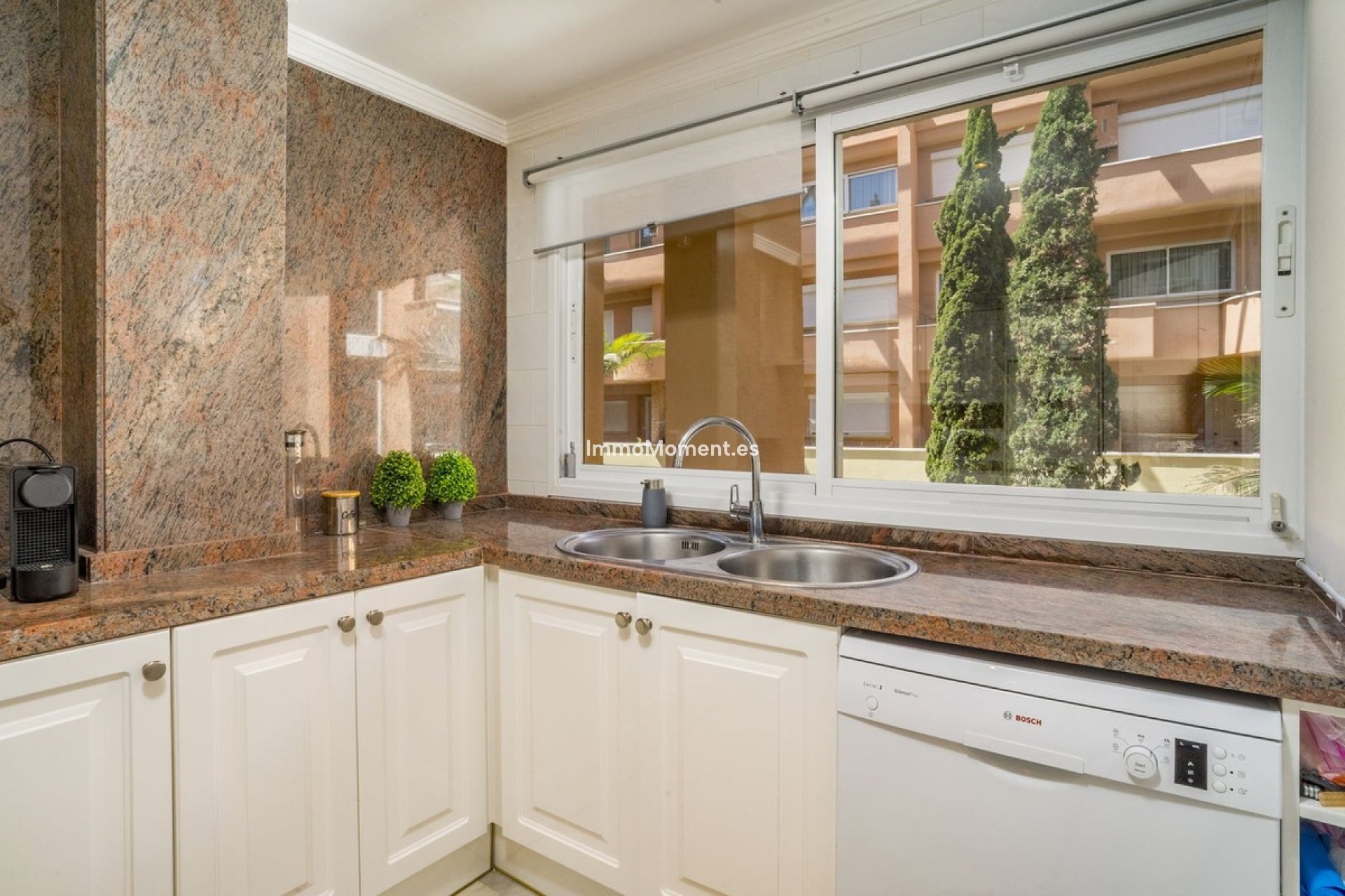 Wiederverkauf - Wohnung - Marbella - Nueva Andalucía
