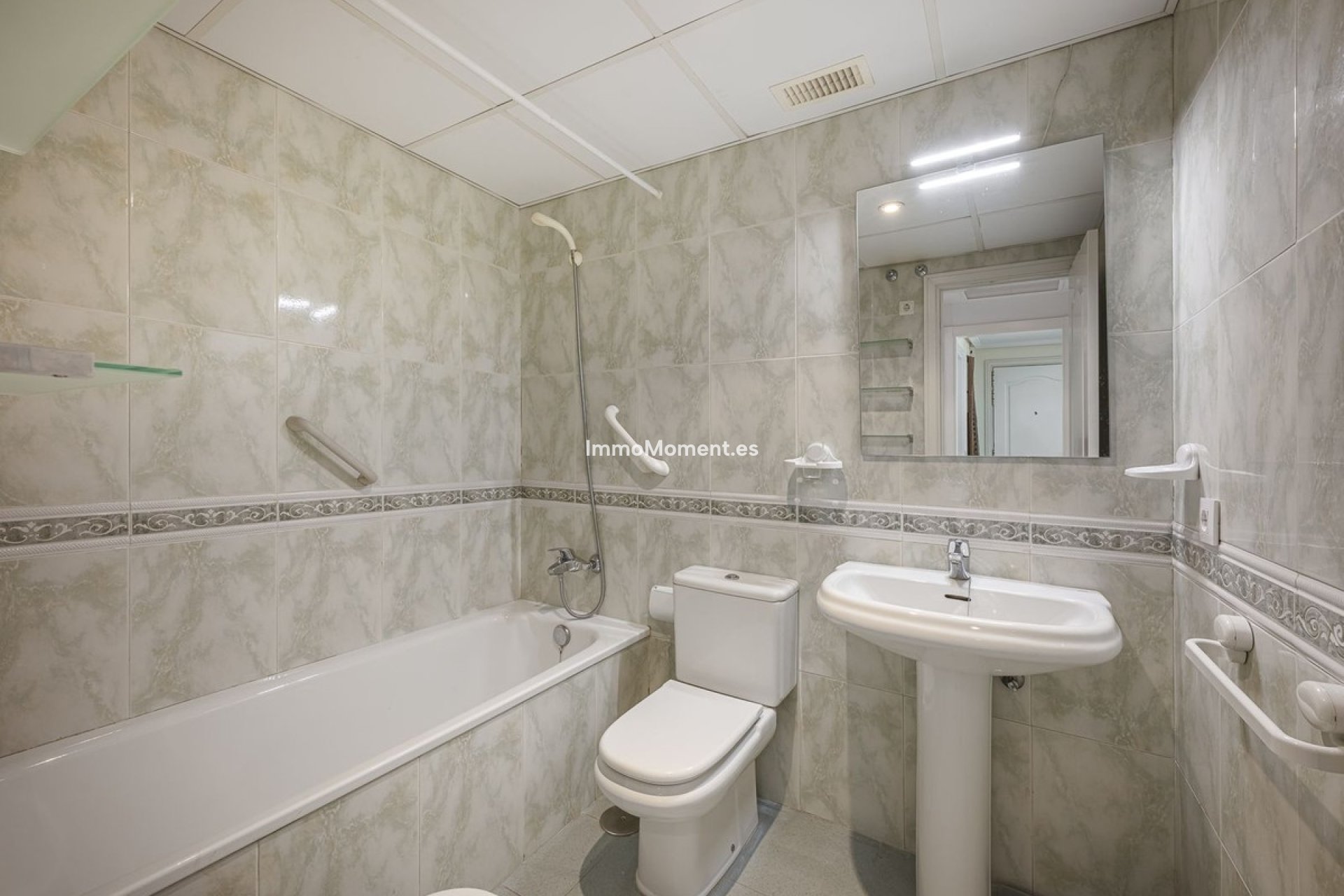 Wiederverkauf - Wohnung - Marbella - Puerto Banús