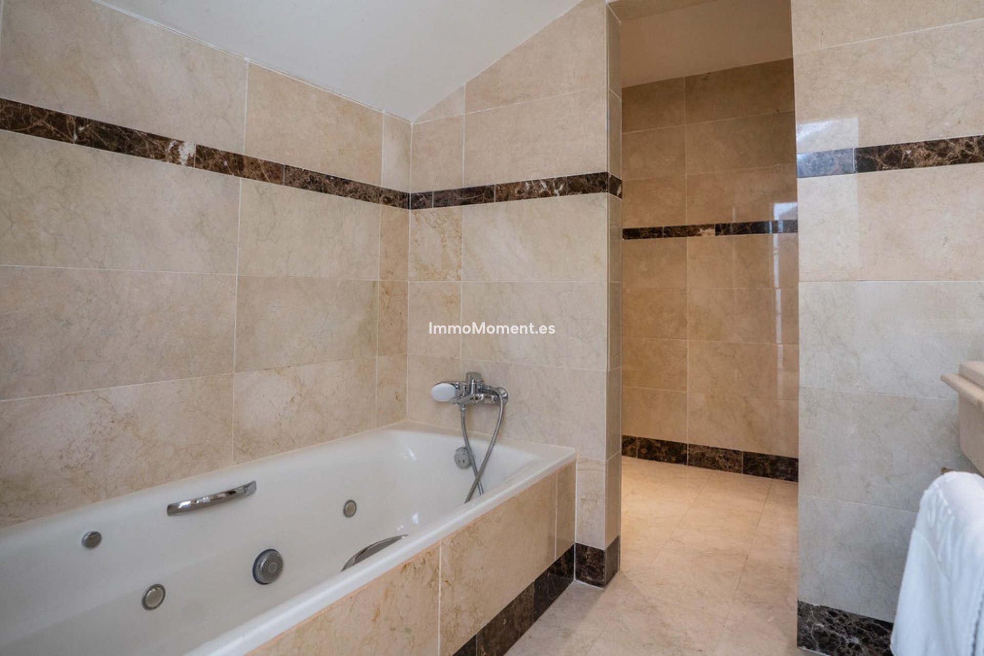 Wiederverkauf - Wohnung - Marbella - Puerto Banús