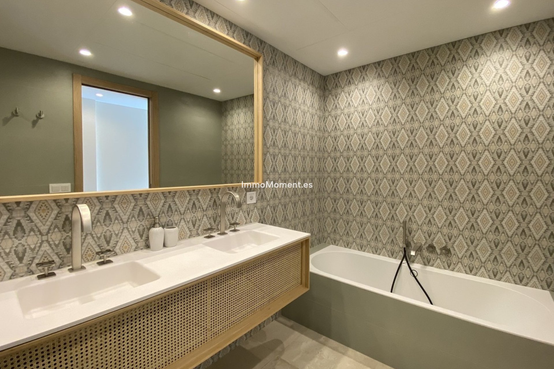 Wiederverkauf - Wohnung - Marbella - Puerto Banús