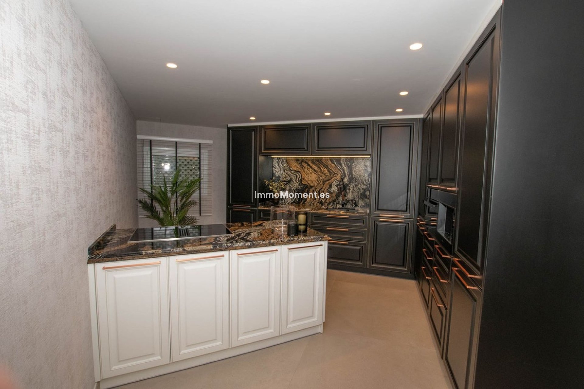 Wiederverkauf - Wohnung - Marbella - Puerto Banús