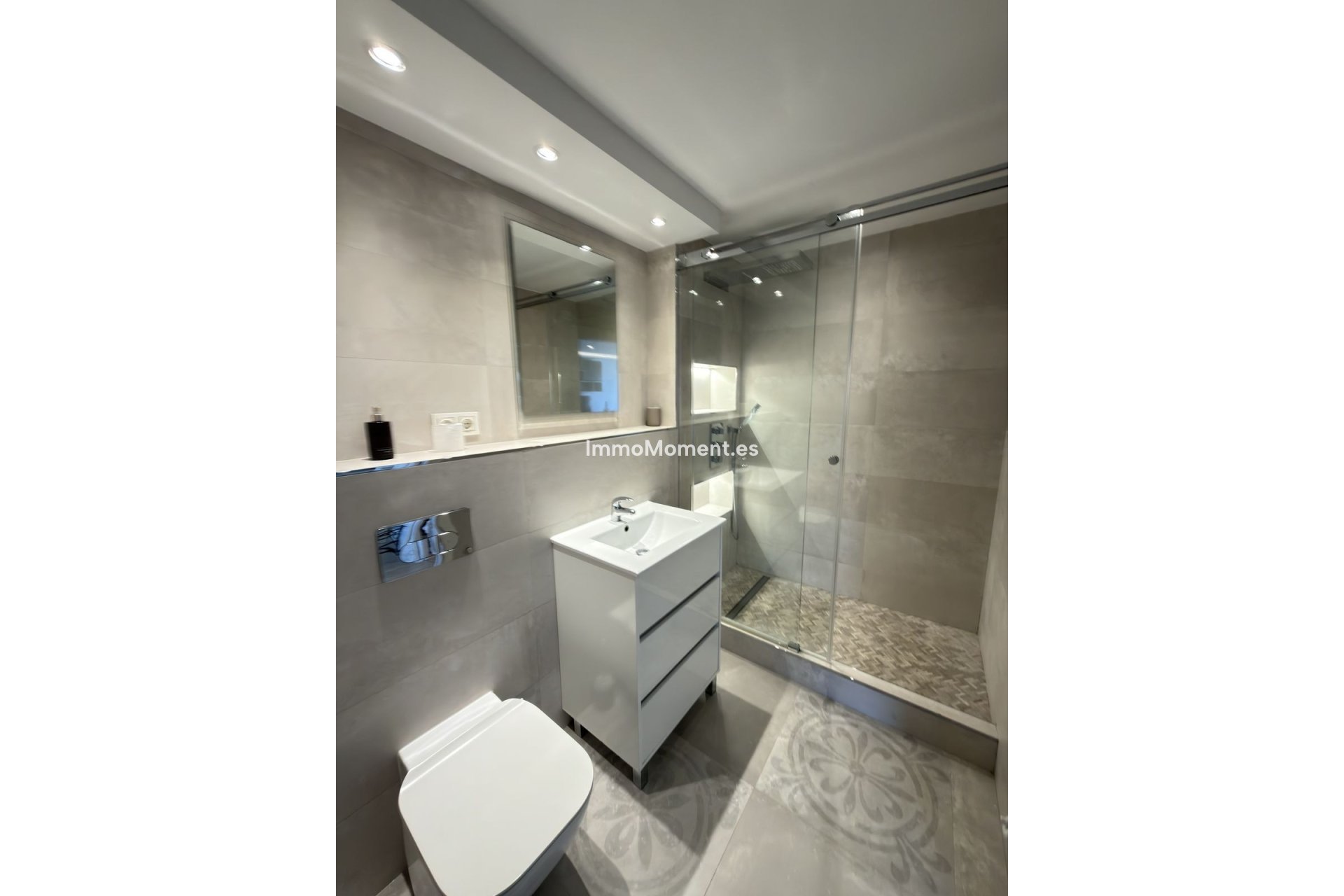 Wiederverkauf - Wohnung - Marbella - San Pedro de Alcántara