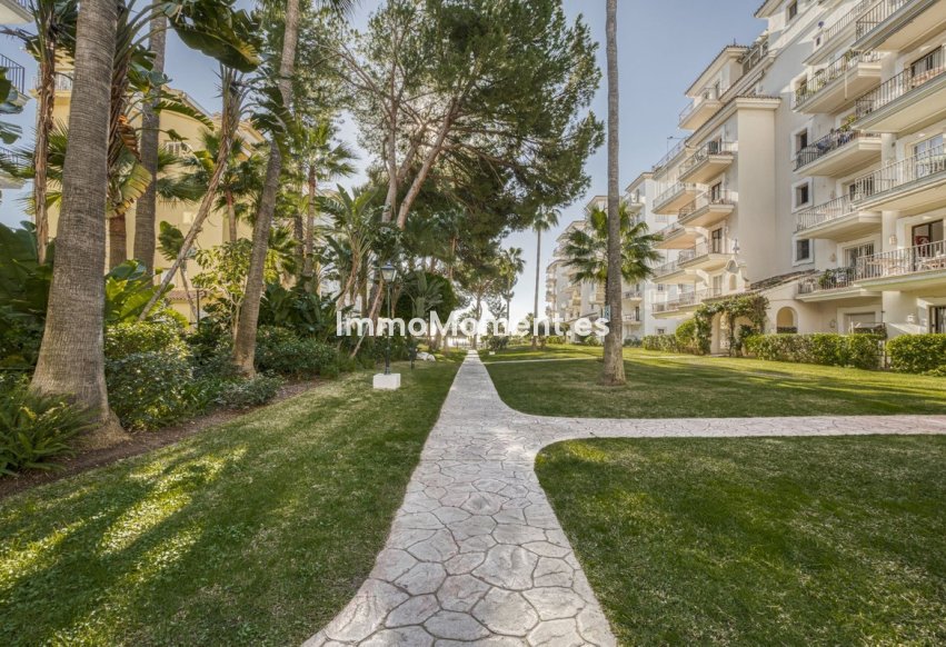 Wiederverkauf - Wohnung - Puerto Banús