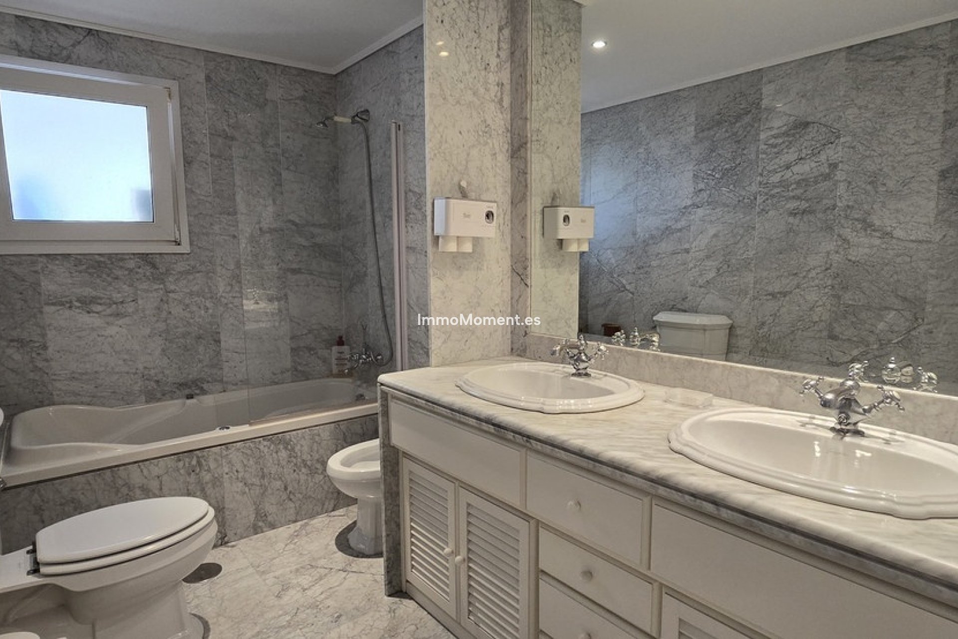 Wiederverkauf - Wohnung - Torremolinos - Torremolinos Centro