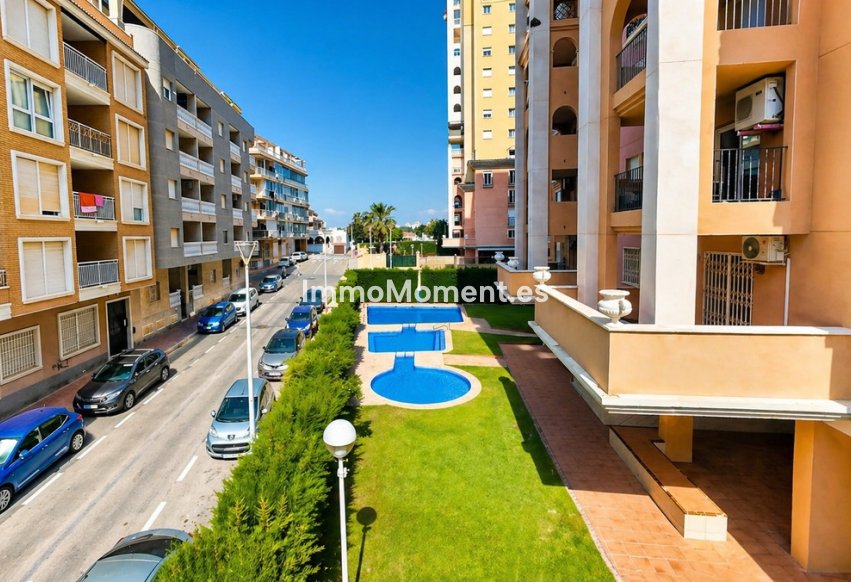 Wiederverkauf - Wohnung - Torrevieja - Playa de los Locos