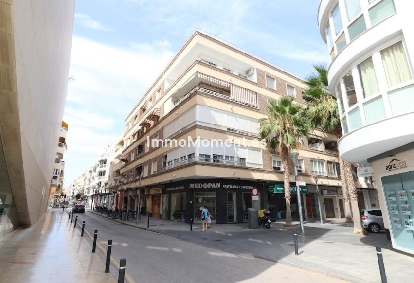 Wiederverkauf - Wohnung - Torrevieja - Torrevieja Centro