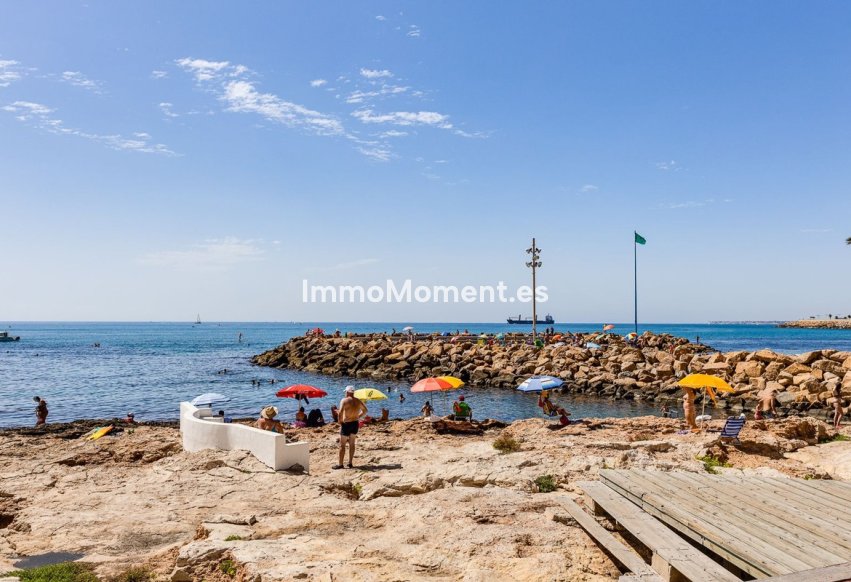 Wiederverkauf - Wohnung - Torrevieja - Torrevieja Centro