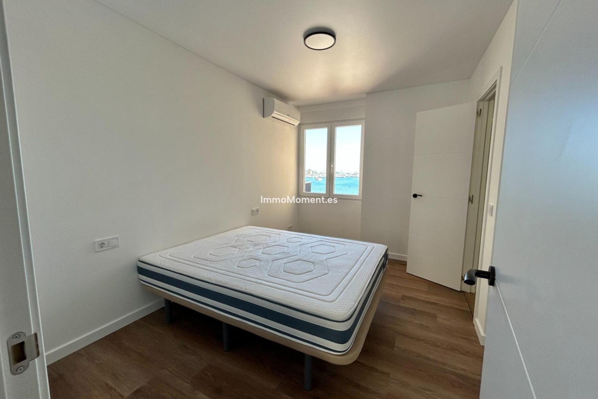 Wiederverkauf - Wohnung - Torrevieja - Torrevieja Centro