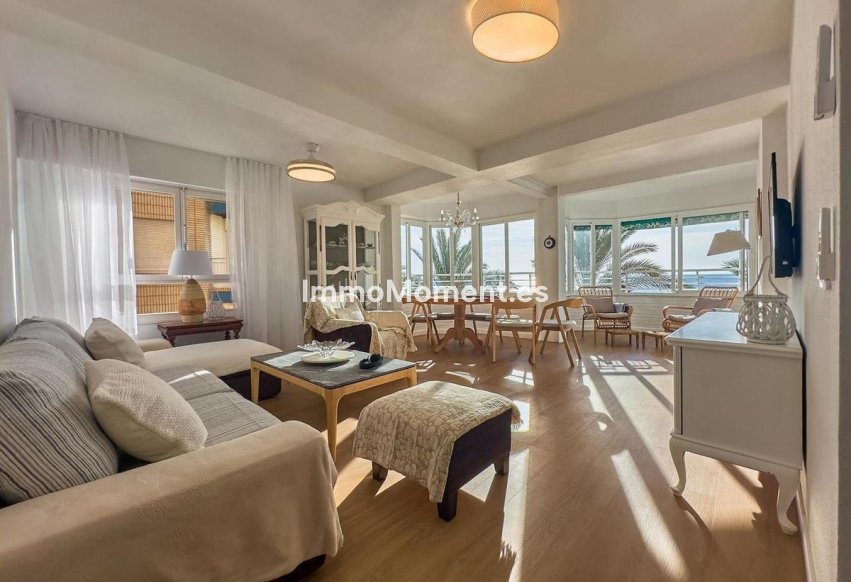 Wiederverkauf - Wohnung - Torrevieja - Torrevieja Centro