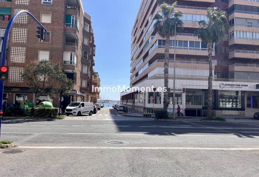 Wiederverkauf - Wohnung - Torrevieja - Torrevieja Centro