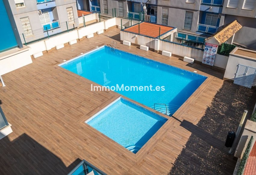 Wiederverkauf - Wohnung - Torrevieja - Torrevieja Centro