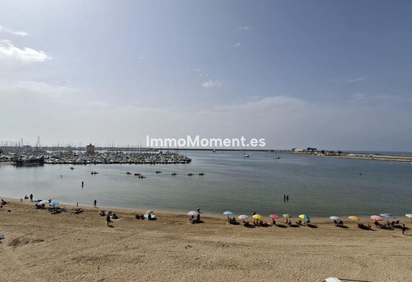 Wiederverkauf - Wohnung - Torrevieja - Torrevieja Centro