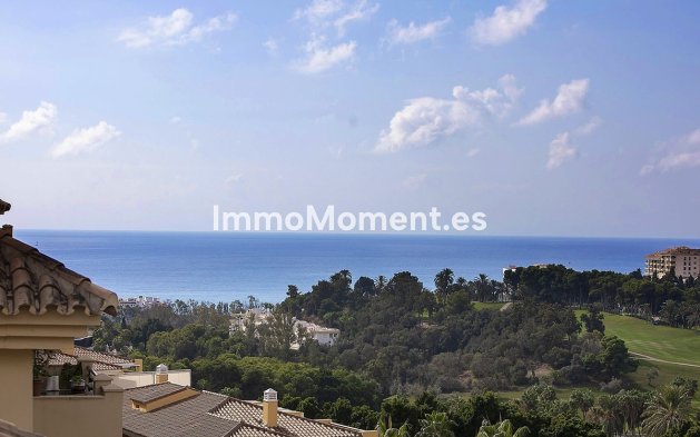 Wohnung - Wiederverkauf - Benalmadena - Benalmadena Centro